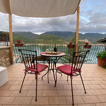 B&B La Casetta Sul Lago Colle di Tora Extérieur photo