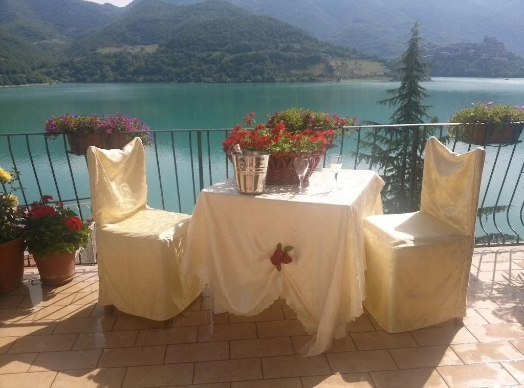 B&B La Casetta Sul Lago Colle di Tora Extérieur photo